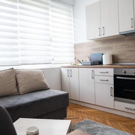 Apartman Tea 3 เบลเกรด ภายนอก รูปภาพ